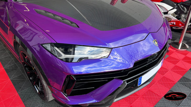 LAMBORGHINI URUS PERFORMANTE 2023