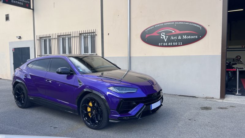 LAMBORGHINI URUS PERFORMANTE 2023