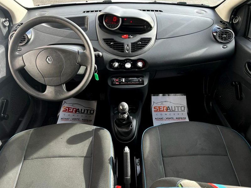 RENAULT TWINGO II 2013