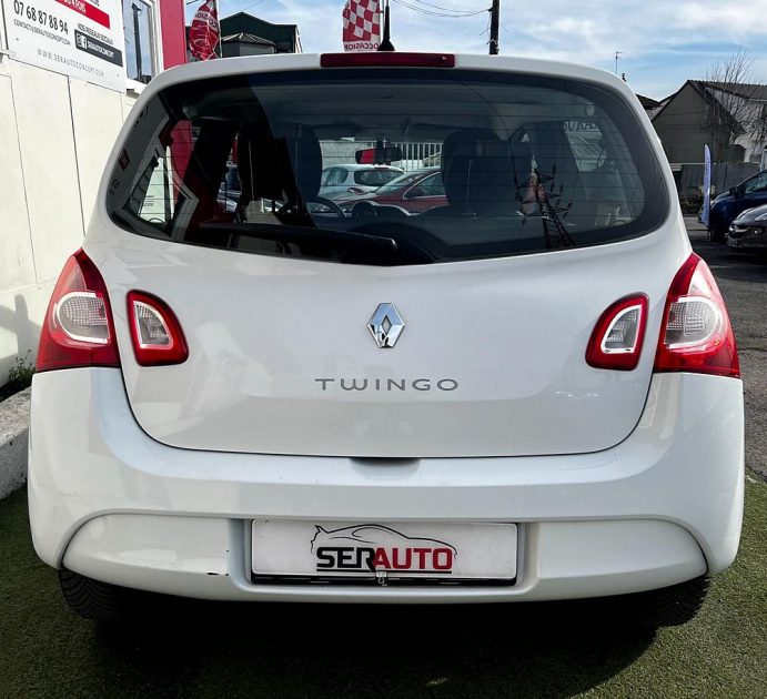 RENAULT TWINGO II 2013