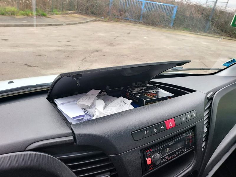 IVECO DAILY Benne 35C15 3.0d 146cv BVM6 / BLUETOOTH/ATTELAGE/REGULATEUR DE VITESSE