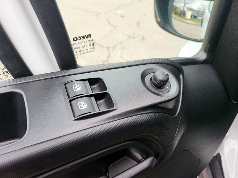 IVECO DAILY Benne 35C15 3.0d 146cv BVM6 / BLUETOOTH/ATTELAGE/REGULATEUR DE VITESSE