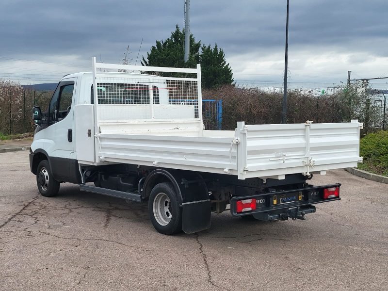 IVECO DAILY Benne 35C15 3.0d 146cv BVM6 / BLUETOOTH/ATTELAGE/REGULATEUR DE VITESSE