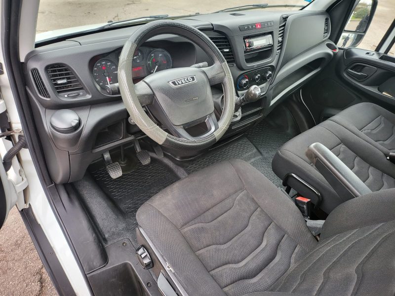IVECO DAILY Benne 35C15 3.0d 146cv BVM6 / BLUETOOTH/ATTELAGE/REGULATEUR DE VITESSE