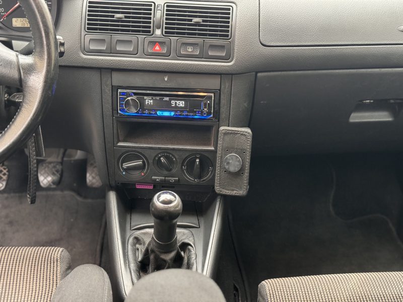 VOLKSWAGEN GOLF IV 1999