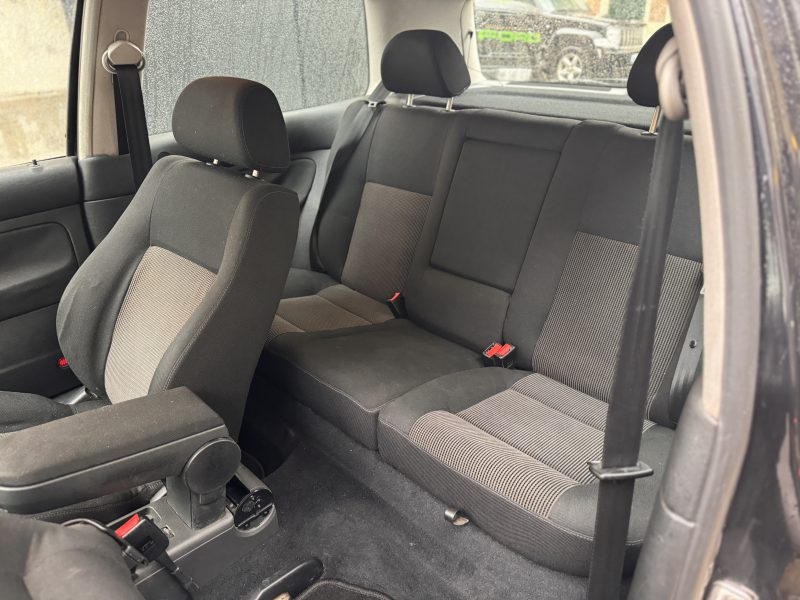 VOLKSWAGEN GOLF IV 1999