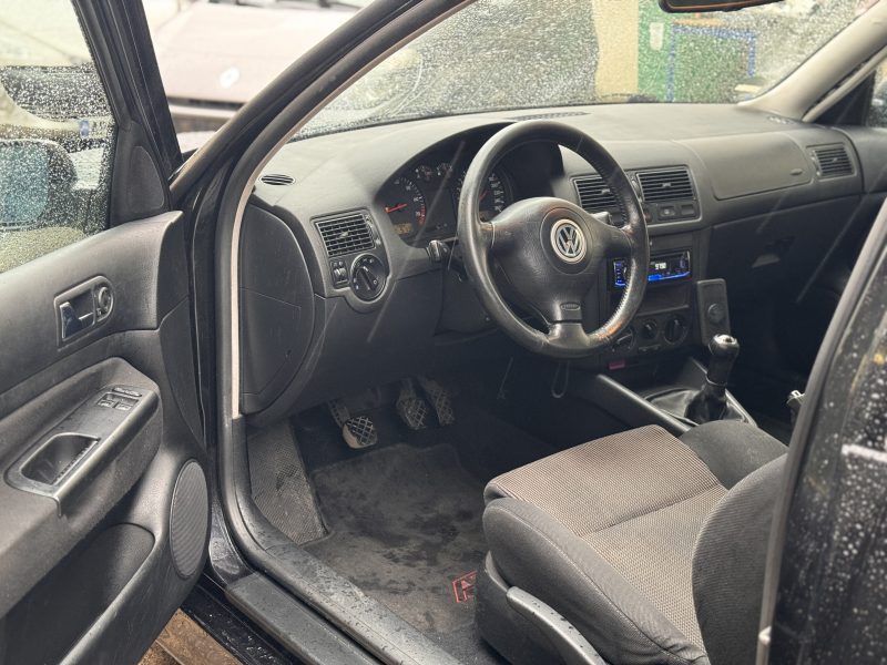VOLKSWAGEN GOLF IV 1999