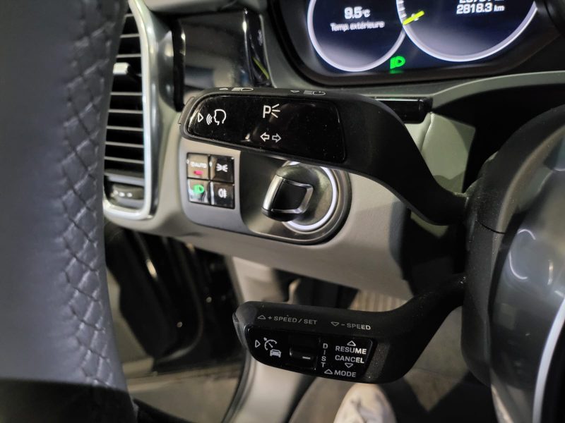 PORSCHE CAYENNE COUPE 3.0 V6 461/340cv E-Hybrid AWD BVA / TOIT PANORAMIQUE/CAMERA 360°/HAYON ELECTRI