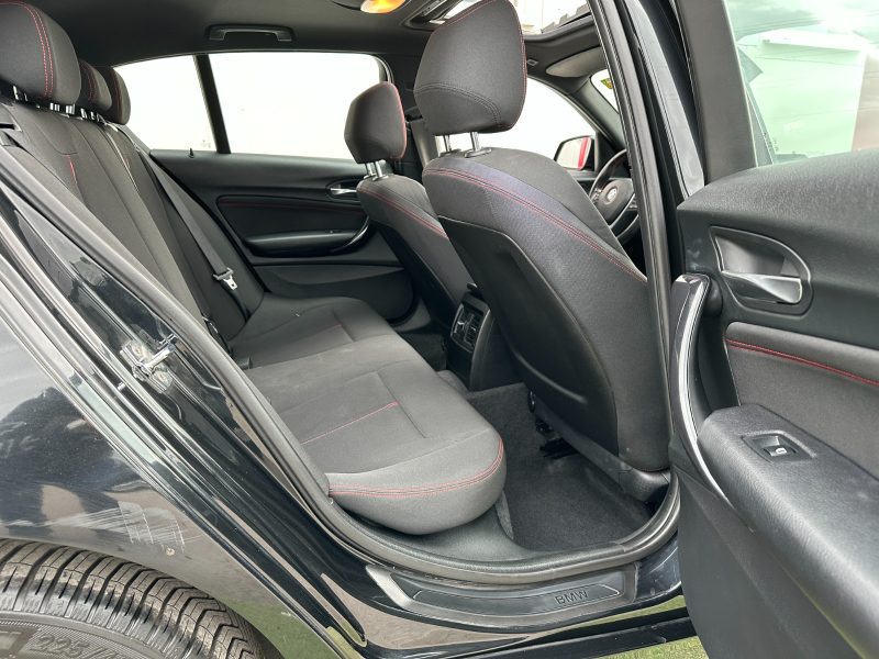 B.M.W. SERIE 1 F20 2011