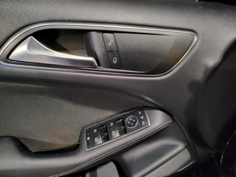 180d 109 cv INSPIRATION / CAMERA AR / REGULATEUR / BLUETOOTH