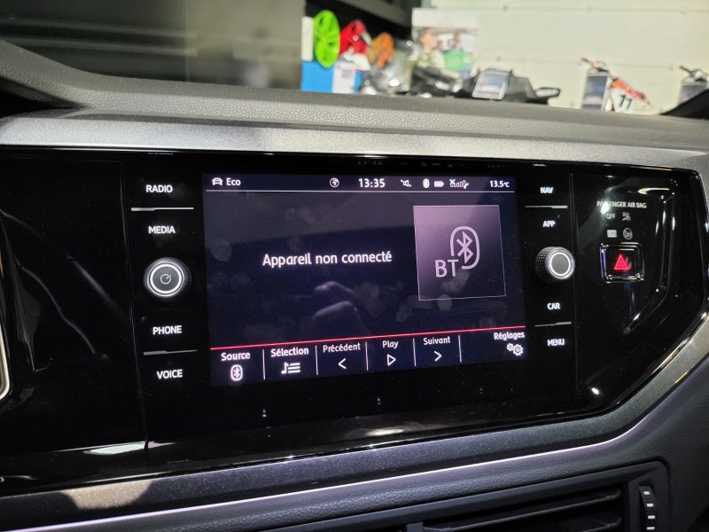 VOLKSWAGEN POLO VI GTI 2.0 TSI 200cv DSG6 / APPLE CARPLAY/TOIT OUVRANT/SIEGES CHAUFFANT