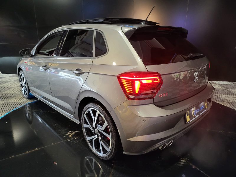 VOLKSWAGEN POLO VI GTI 2.0 TSI 200cv DSG6 / APPLE CARPLAY/TOIT OUVRANT/SIEGES CHAUFFANT