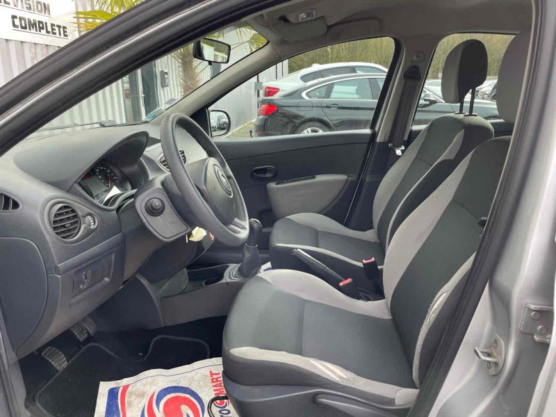 RENAULT CLIO III 2010