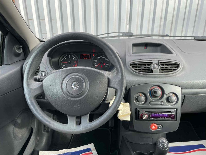 RENAULT CLIO III 2010