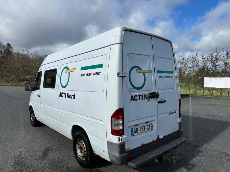 MERCEDES SPRINTER 3-t Camionnette 2004