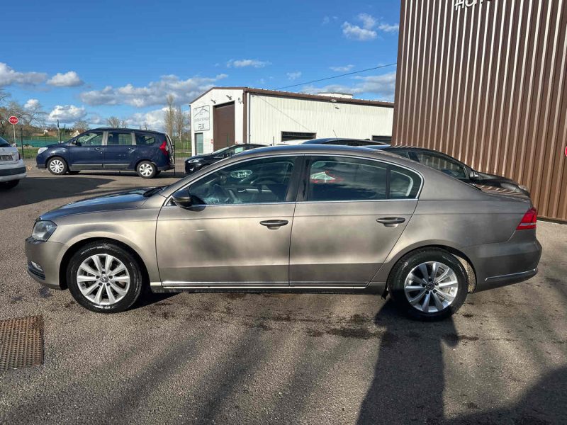 VOLKSWAGEN PASSAT B7 2011