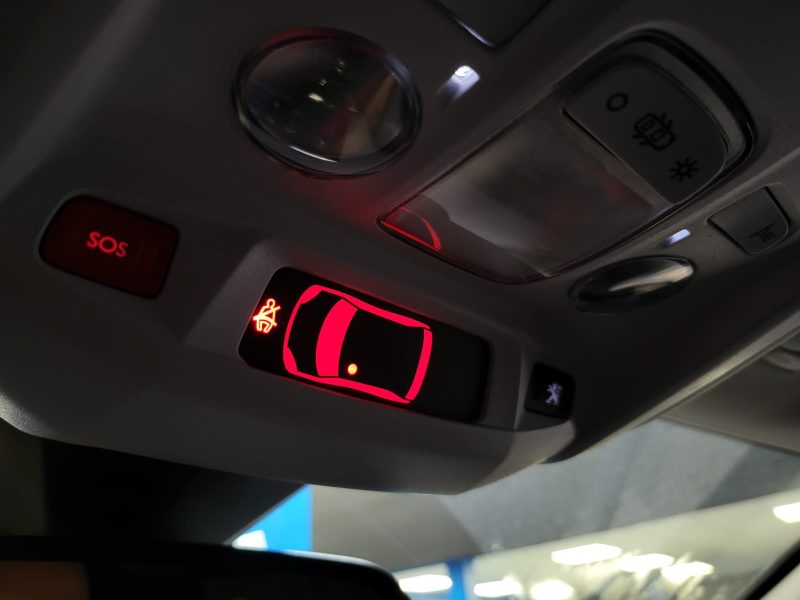 PEUGEOT 3008 1.2 PURETECH 130CH ALLURE CAMERA DE RECUL / CARPLAY / VIRTUAL COKPIT