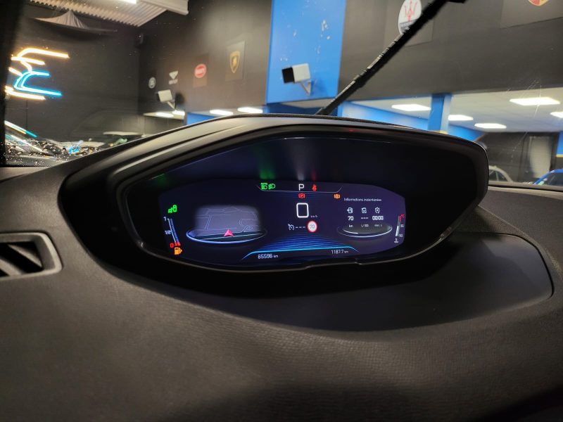 PEUGEOT 3008 1.6 THP 165cv ALLURE /TOIT OUVRANT+PARK ASSIST+CAMERA+CAR PLAY/