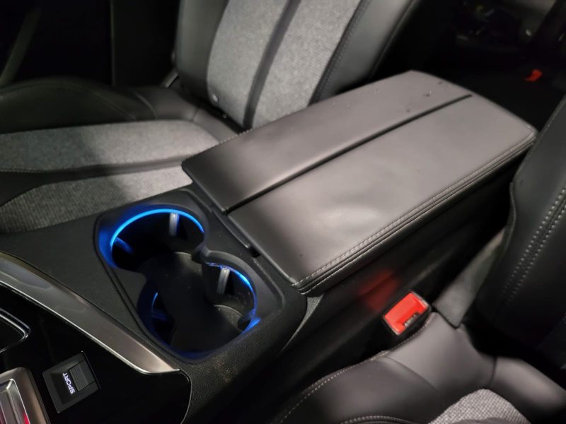 PEUGEOT 3008 1.6 THP 165cv ALLURE /TOIT OUVRANT+PARK ASSIST+CAMERA+CAR PLAY/