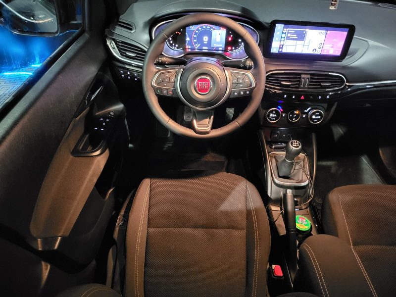 II 101 cv SPORT T3 TURBO / CARPLAY / ANGLE MORT / REGULATEUR