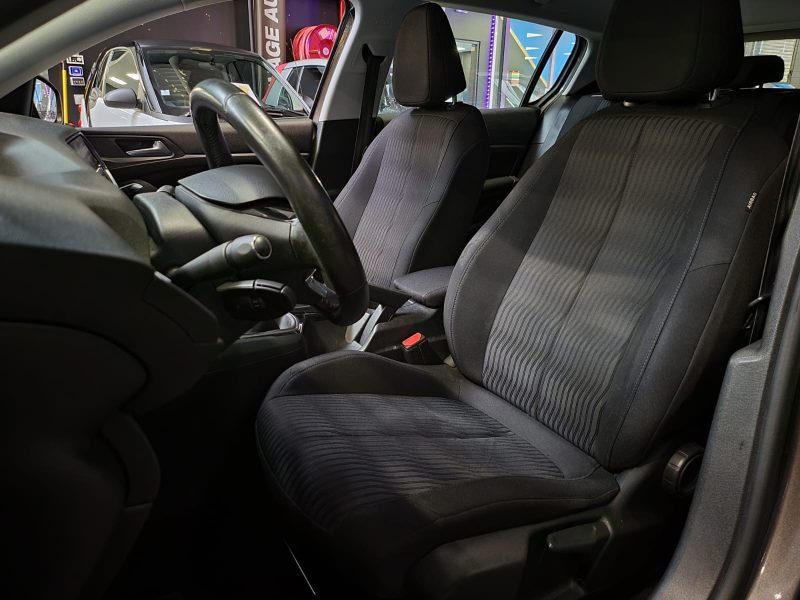 PEUGEOT 308 1.6 BlueHDi 115cv ACTIVE / REGULATEUR + LIMITEUR / AIDE AU PARKING / FAIBLE KILOMETRAGE