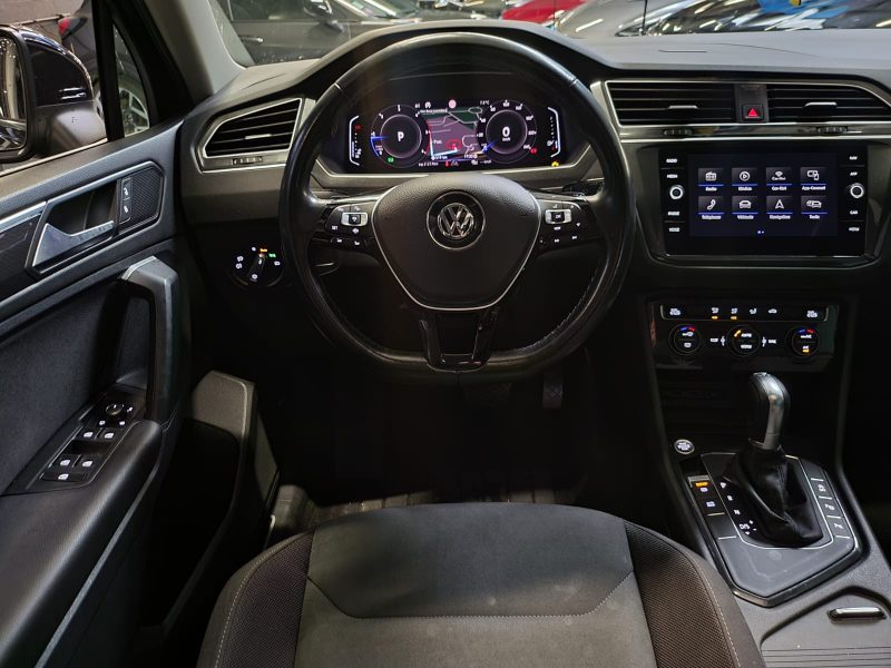 VOLKSWAGEN TIGUAN 2.0 TDI 150cv CARAT / TOIT OUVRANT+VIRTUAL COCKPIT+PARK ASSIST+CAMERA/