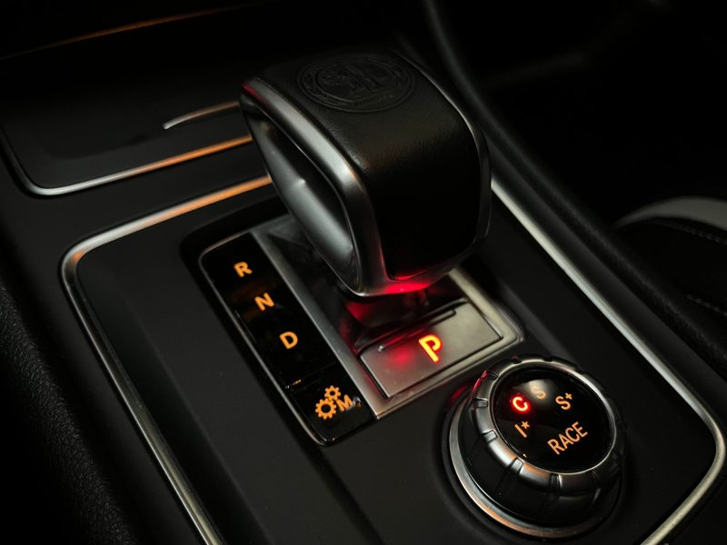 MERCEDES CLA AMG CLA 45 4-matic 420 CV WHITE ART EDITION PACK CARBON / PACK AERO / APPLE CARPLAY