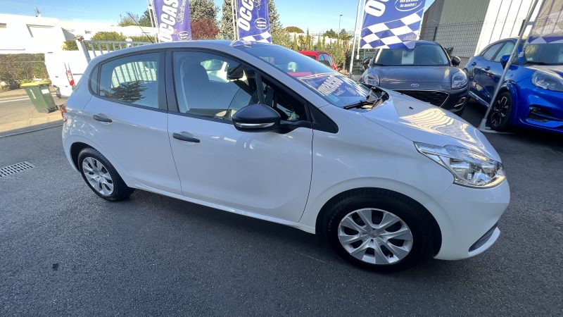 PEUGEOT 208 I 2017
