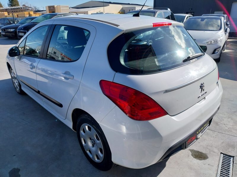 PEUGEOT 308 I1.6 HDi 92 business