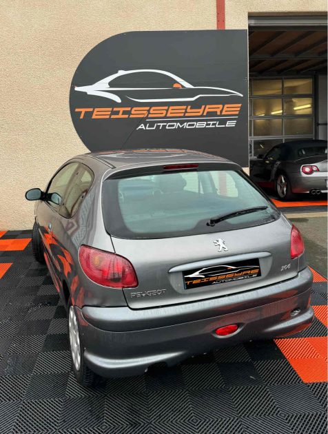PEUGEOT 206 1.4 75ch  Faible KM Essence