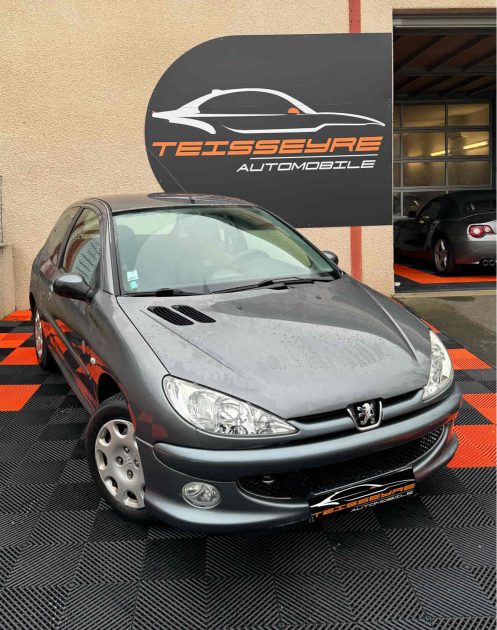 PEUGEOT 206 1.4 75ch  Faible KM Essence