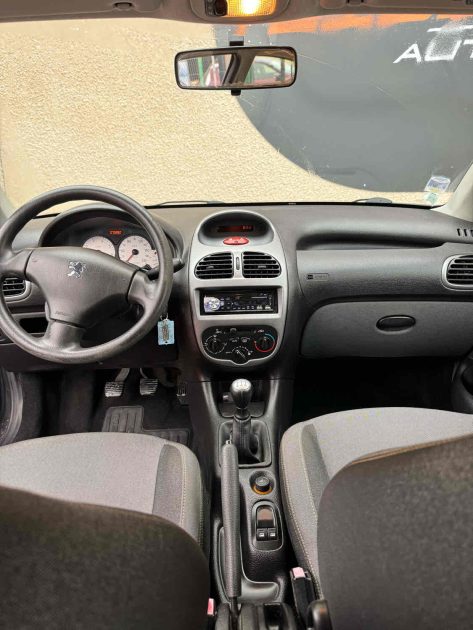 PEUGEOT 206 1.4 75ch  Faible KM Essence