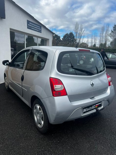 RENAULT TWINGO 2 2011