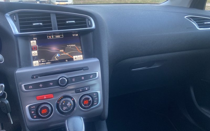 CITROEN C4 II Millenium Business BlueHDI  120ch 