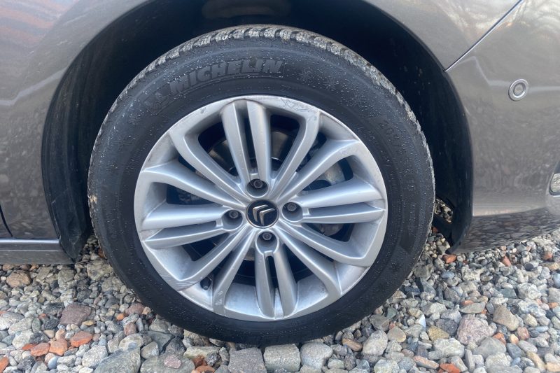 CITROEN C4 II Millenium Business BlueHDI  120ch 