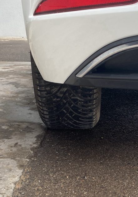 VOLKSWAGEN GOLF VII 1.0 TSI 110ch Sound + 4 pneus été