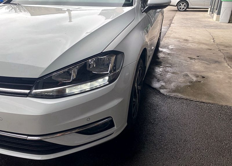 VOLKSWAGEN GOLF VII 1.0 TSI 110ch Sound + 4 pneus été