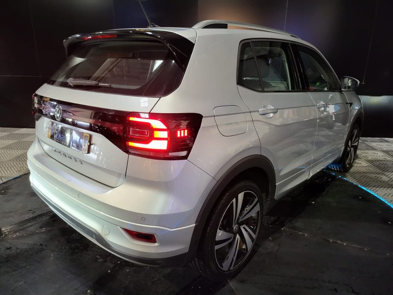 VOLKSWAGEN T-CROSS 1.0 TSI 116cv R-Line DSG7 / APPLE CARPLAY/DETECTION ANGLES MORTS/RADAR-AV-AR