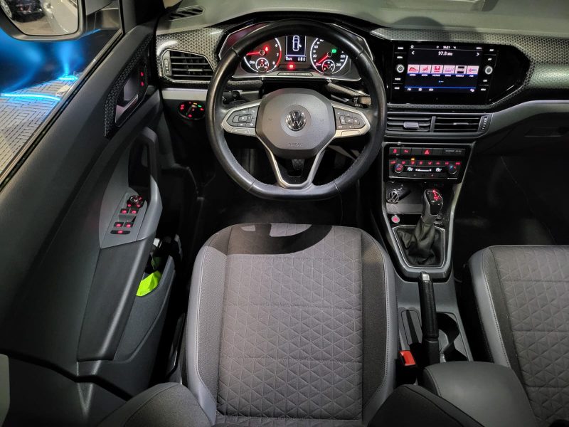 VOLKSWAGEN T-CROSS 1.0 TSI 116cv R-Line DSG7 / APPLE CARPLAY/DETECTION ANGLES MORTS/RADAR-AV-AR