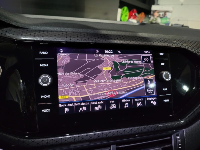 VOLKSWAGEN T-CROSS 1.0 TSI 116cv R-Line DSG7 / APPLE CARPLAY/DETECTION ANGLES MORTS/RADAR-AV-AR