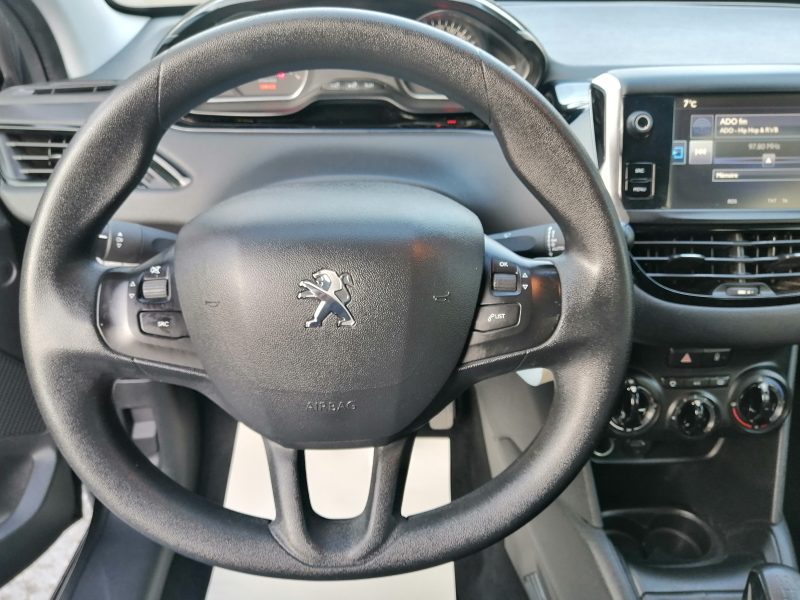 PEUGEOT 208 I 2016
