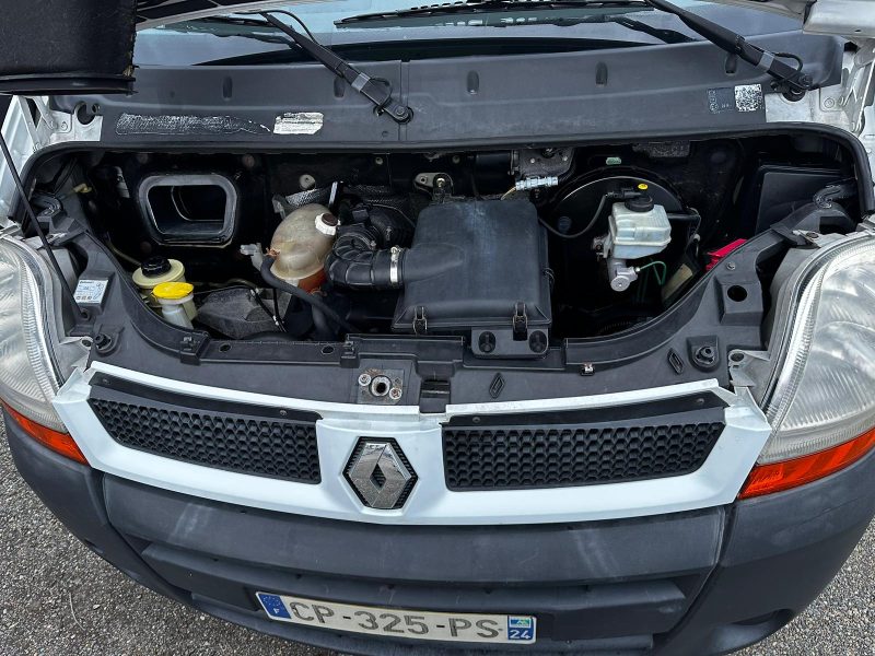 RENAULT MASTER II 9 PLACES 2006