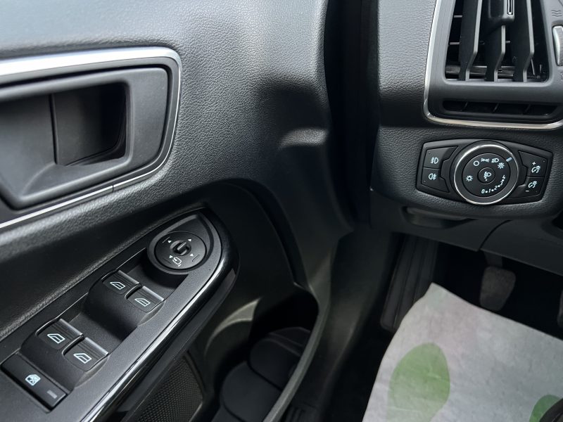 FORD B-MAX TITANIUM 1.0 ECOBOOST 125 PREMIERE MAIN / PORTES COULISSANTES CRIT AIR 1 - GARANTIE 1 AN