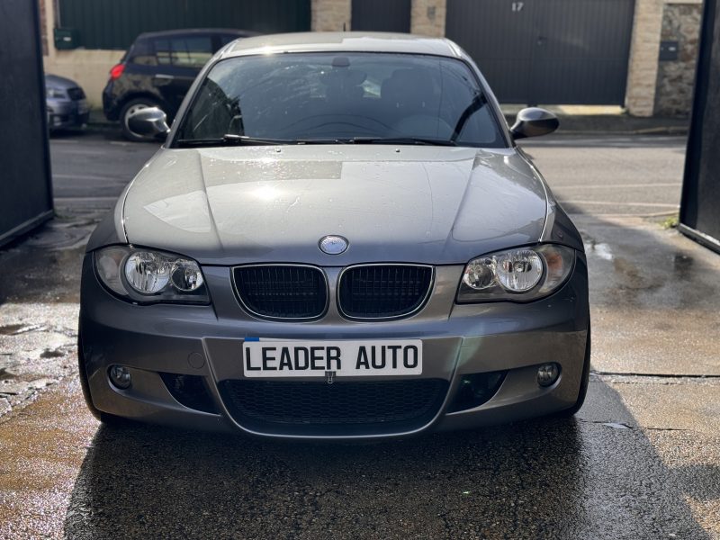 BMW  SERIE 1 118D PACK M PAYEZ EN 4X !