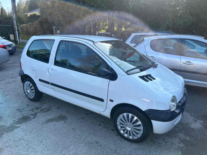 RENAULT TWINGO I 2002