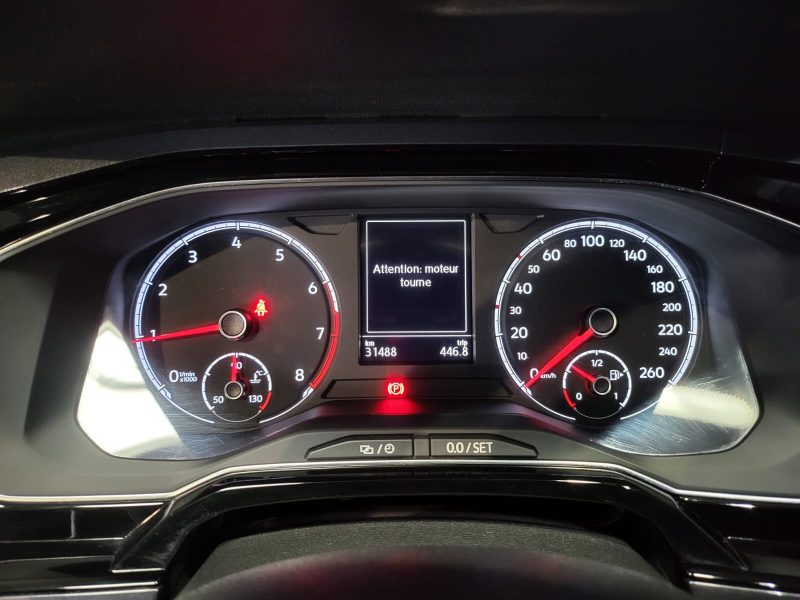 1.0 TSI 110 cv R-LINE / CARPLAY / CAMERA / REGULATEUR 