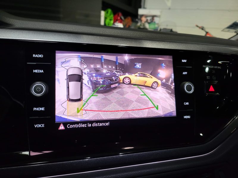 1.0 TSI 110 cv R-LINE / CARPLAY / CAMERA / REGULATEUR 