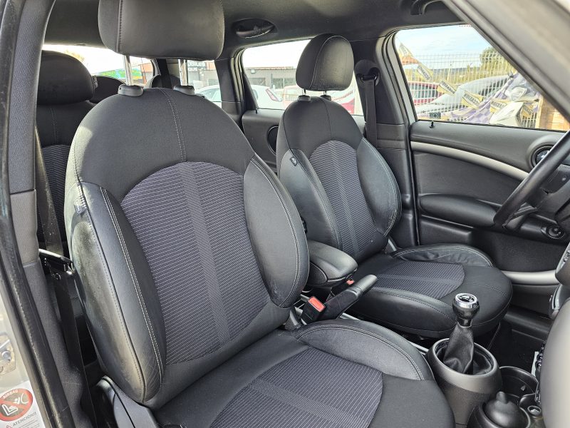 MINI COUNTRYMAN COOPER D 1,6D 112 CH CLIM 