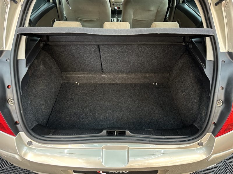 RENAULT CLIO III 2005