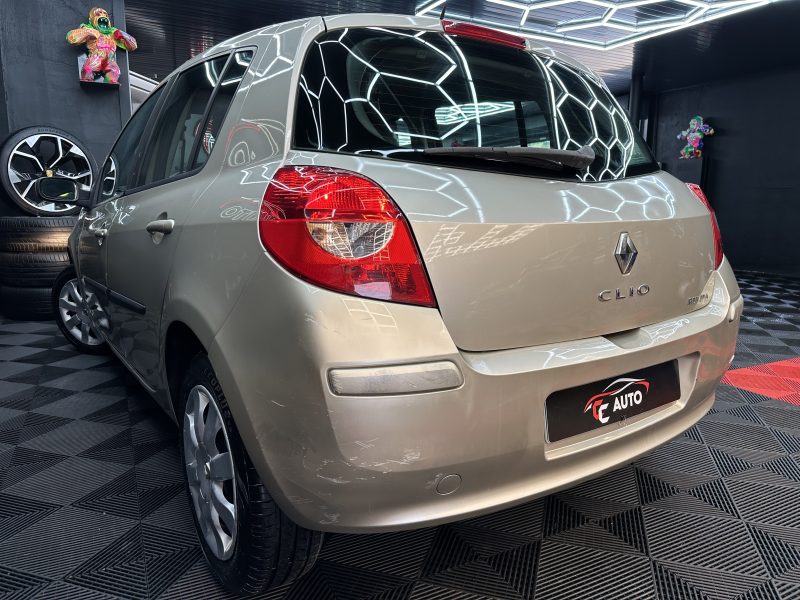 RENAULT CLIO III 2005